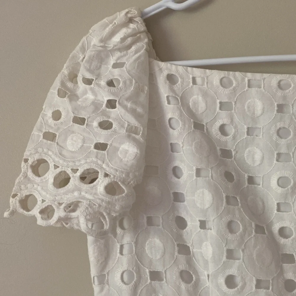 Jones New York Cotton White Embroidered Lace Straight Delicate Dainty Dress - Picture 10 of 13